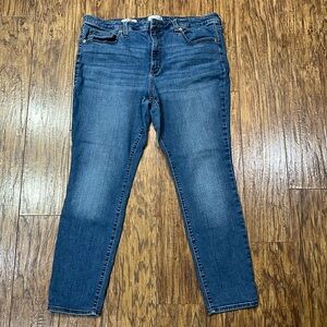 Universal Thread High Rise Skinny Jeans Stretchy Material